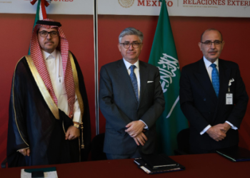 México presenta proyectos económicos prioritarios a delegación empresarial de Arabia Saudita