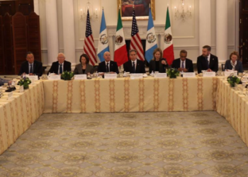 La migración indocumentada debe ser atendida con la creación de opciones laborales, coinciden México, EU y Guatemala