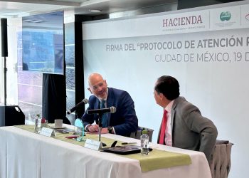 Las afores deben cambiar e ir más allá: Condusef
