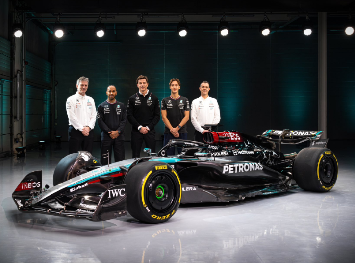 Foto: Twitter @MercedesAMGF1