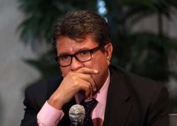 Monreal sale del Senado, atiende el asesinato de su cuñado en Zacatecas