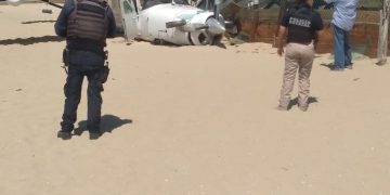 Aterriza de emergencia una avioneta en playas de Oaxaca