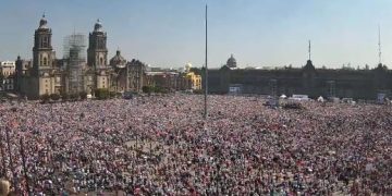 Gobierno capitalino estima 90 mil asistentes a la “Marcha por Nuestra Democracia”