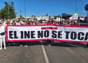 Diversas ciudades de Sonora se suman a la “Marcha por nuestra democracia”
