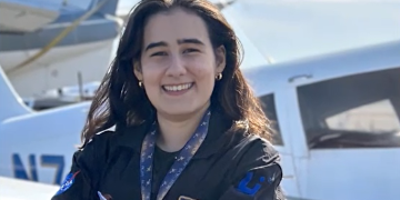 ¡Ella es Victoria! Estudiante que ganó premio en programa espacial