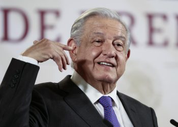 López Obrador critica propuesta de paz de la Iglesia católica