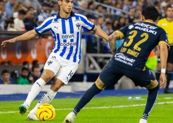 Monterrey vence a Pumas y es líder general