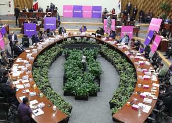 INE aplica multa global a partidos por 1.9 mdp por anomalías en precampaña