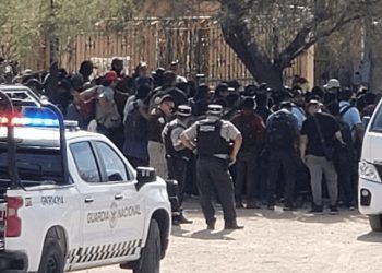 Rescatan 258 migrantes de diversas nacionalidades en Sonora