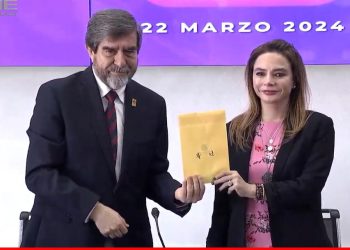 INE entregó base de datos a Signa Lab-ITESO para tomar 108 preguntas para el debate presidencial
