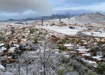 Continúan nevadas en municipios de la sierra alta de Sonora