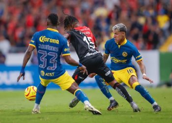 América baila y golea a domicilio al Atlas