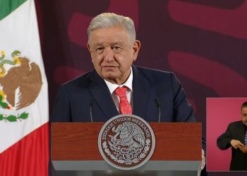 López Obrador afirma que la migración en la frontera de México con Estados Unidos ha caído un 54.8%