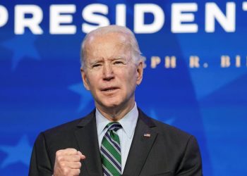 Biden recibe el respaldo crucial de una quincena de asociaciones de jóvenes en EE.UU.