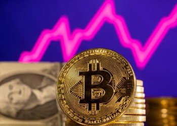El bitcóin sigue su escalada y supera los 72 mil dólares