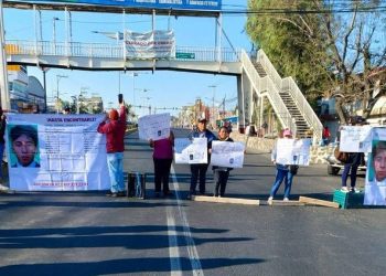 Bloqueo en la México-Pachuca por desaparición de menor