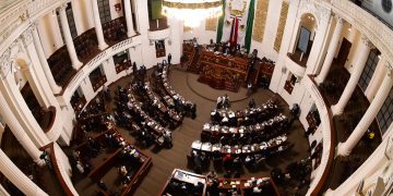 Toman protesta sustitutos a titularidad de ocho alcaldías