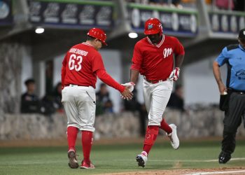Diablos Rojos sigue su preparación con 10 juegos de práctica