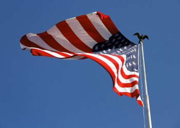 La inflación en Estados Unidos aumenta al 3.2% en febrero