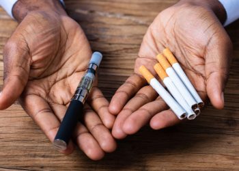 Identifican cambios similares en el ADN de las células de fumadores y vapeadores