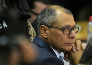 Ecuador le pide a México permiso para ingresar a su embajada en Quito para detener a Glas