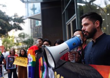 Colectivos LGBTI y familiares exigen que México y Reino Unido intercedan por hombre detenido en Catar