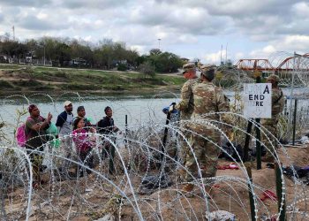 Corte de Estados Unidos bloquea entrada en vigor de ley antiinmigrante de Texas