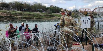 Corte de Estados Unidos bloquea entrada en vigor de ley antiinmigrante de Texas