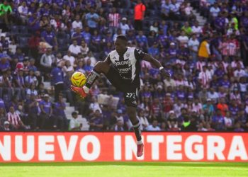 Necaxa le hace la maldad a domicilio al Cruz Azul