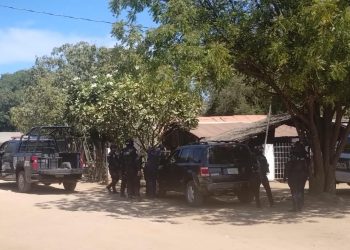 Privan de su libertad a cinco familias en Sinaloa