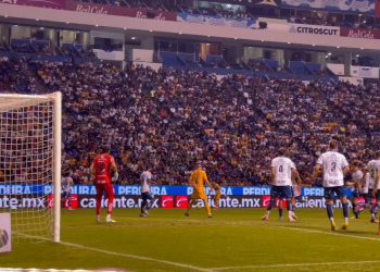Tigres se impone al Puebla en el Cuauhtémoc