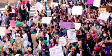 Movimiento Feminista en Zacatecas piden renuncia del secretario de Gobierno estatal por agresiones en el 8M