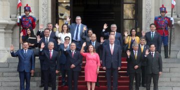 El Congreso de Perú da su respaldo al gabinete de Boluarte