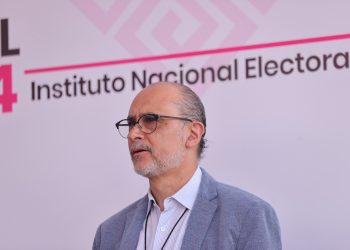 Moderadores del primer debate presidencial deciden no cobrar los 150 mil pesos