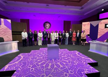 El INE analiza sanciones administrativas por fallas en el debate; Humphrey