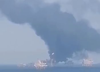 Controla PEMEX conato de incendio en la plataforma marina Akal-B en la Sonda de Campeche