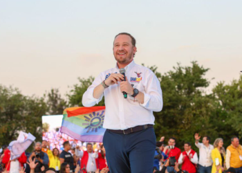 Taboada se compromete a impulsar la economía con respaldo del sector privado