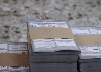 El INE ya tiene las boletas presidenciales y de senadores