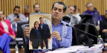 Morena, PAN, PRI y PRD debatieron no registrar a diputado, Cabeza de Vaca