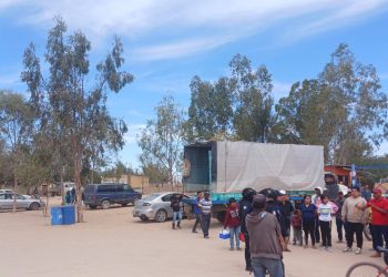 Jornaleros agrícolas se amotinan en demanda de pago de salarios