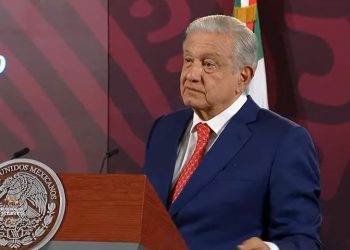 López Obrador celebra el hallazgo del obispo Salvador Rangel