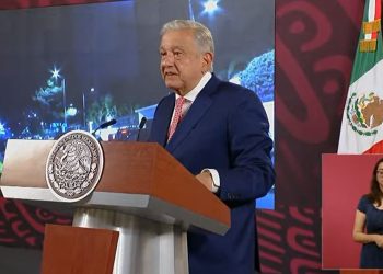 Revelan videos de la irrupción a la embajada de México en Ecuador