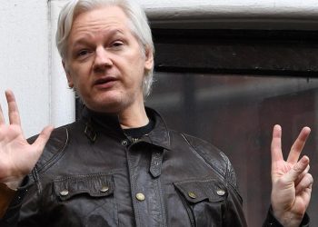 El proceso de Assange se reanudará el 20 de mayo tras recibirse “garantías” de Estados Unidos