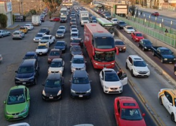 Luego de tres horas de bloqueo por falta de agua, reabren circulación en la autopista México-Pachuca
