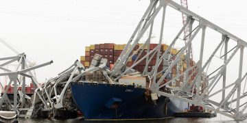 Baltimore denuncia al propietario y administrador del buque que derribó puente