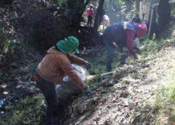 Inicia limpieza de barrancas en Tlalpan para evitar inundaciones