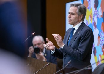 “EU no está implicado en operaciones ofensivas contra Irán”: Blinken