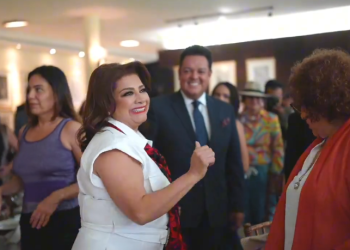 Clara Brugada iría por la construcción de 100 “Utopías”