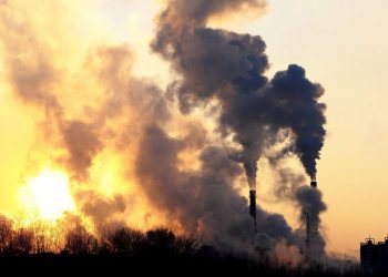 80% de las emisiones globales de CO2 está vinculado a 57 productores de fósiles