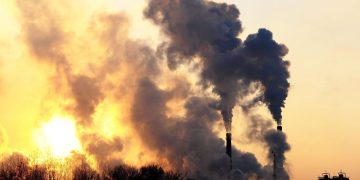 80% de las emisiones globales de CO2 está vinculado a 57 productores de fósiles